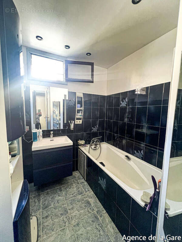 Maison à CARRIERES-SUR-SEINE