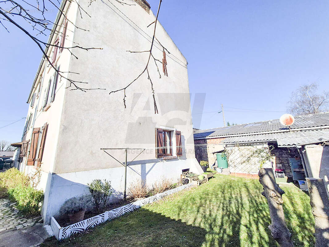 Appartement à CARRIERES-SUR-SEINE