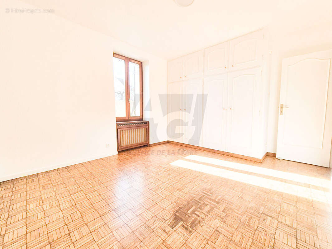 Appartement à CARRIERES-SUR-SEINE