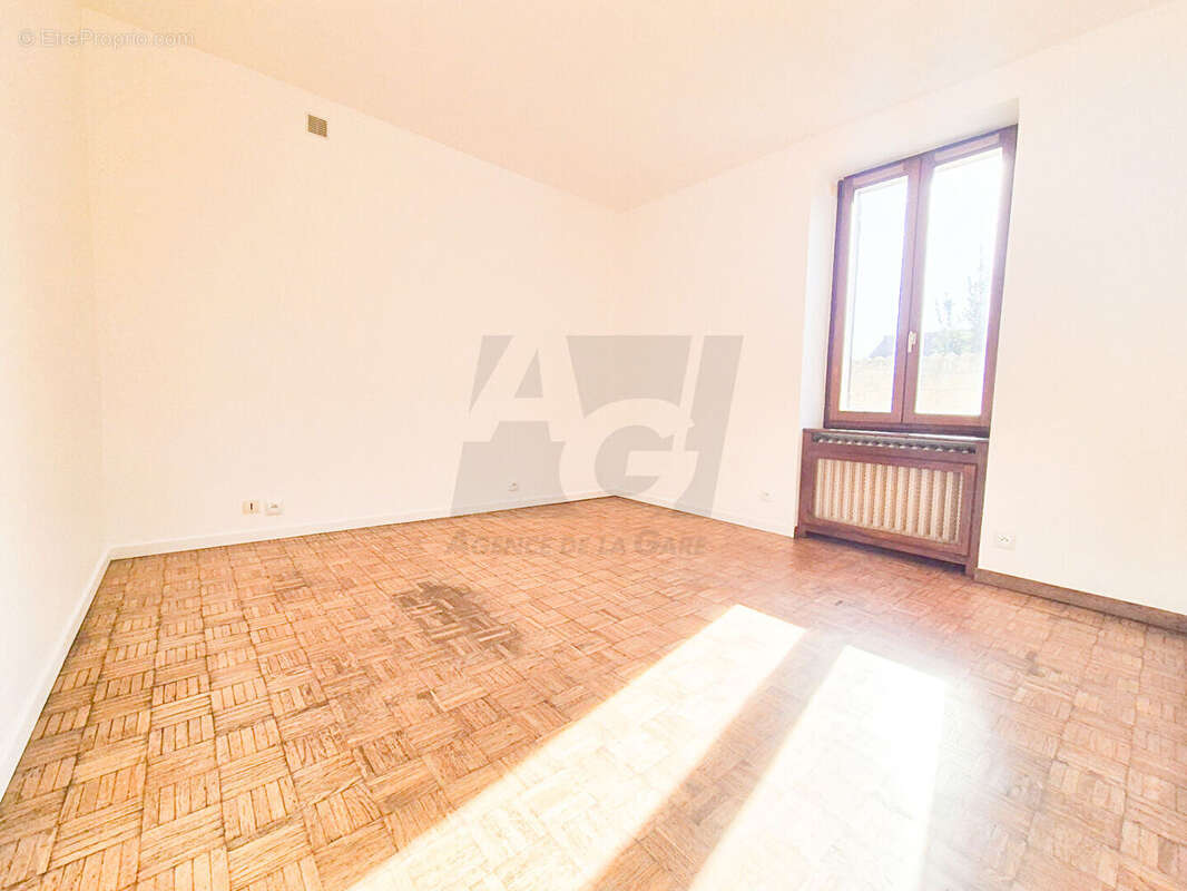 Appartement à CARRIERES-SUR-SEINE