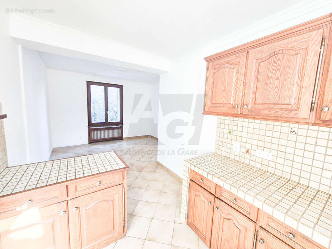 Appartement à CARRIERES-SUR-SEINE