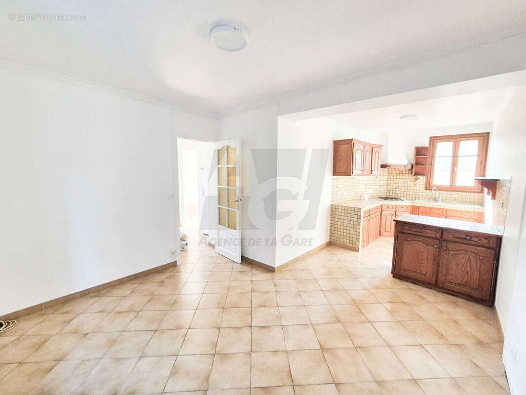 Appartement à CARRIERES-SUR-SEINE