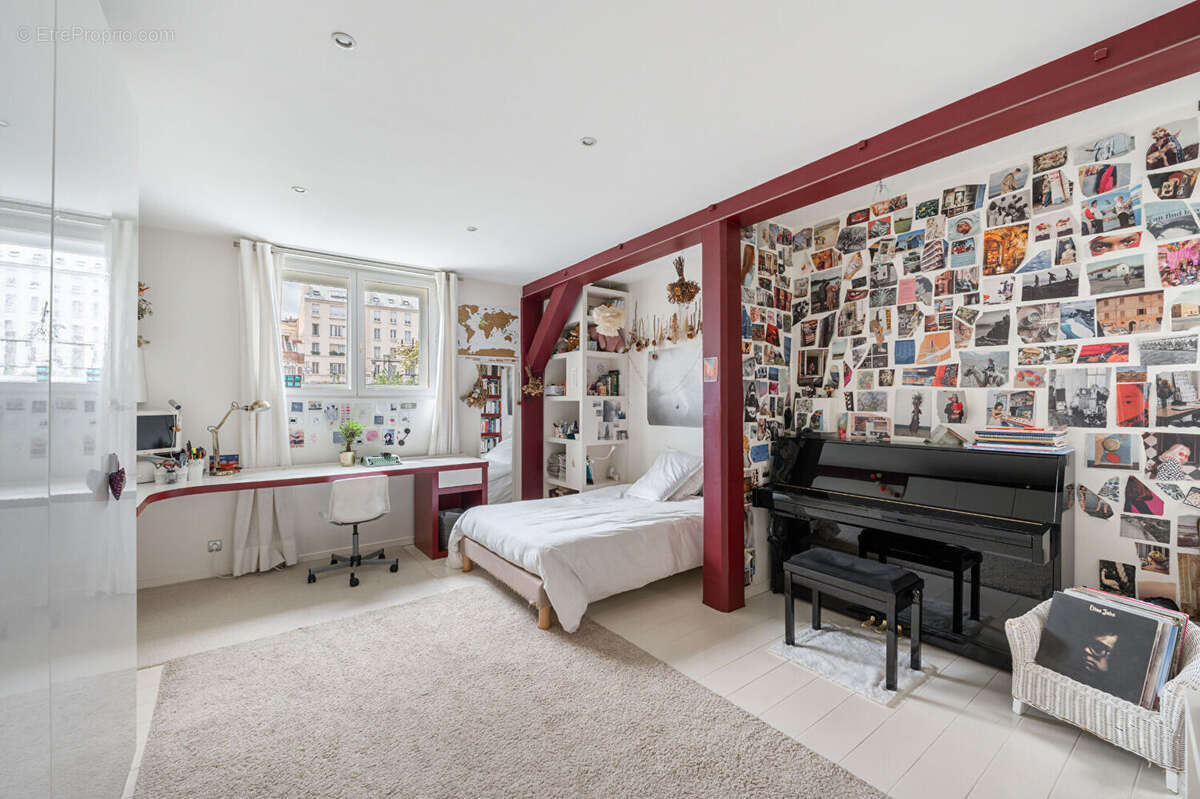 Appartement à PARIS-18E