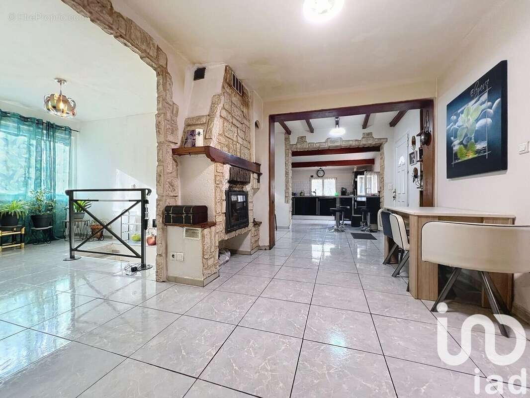 Photo 7 - Maison à LE COLLET-DE-DEZE