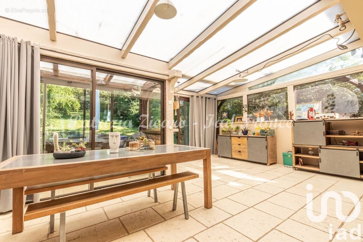 Photo 1 - Maison à SAULX-LES-CHARTREUX