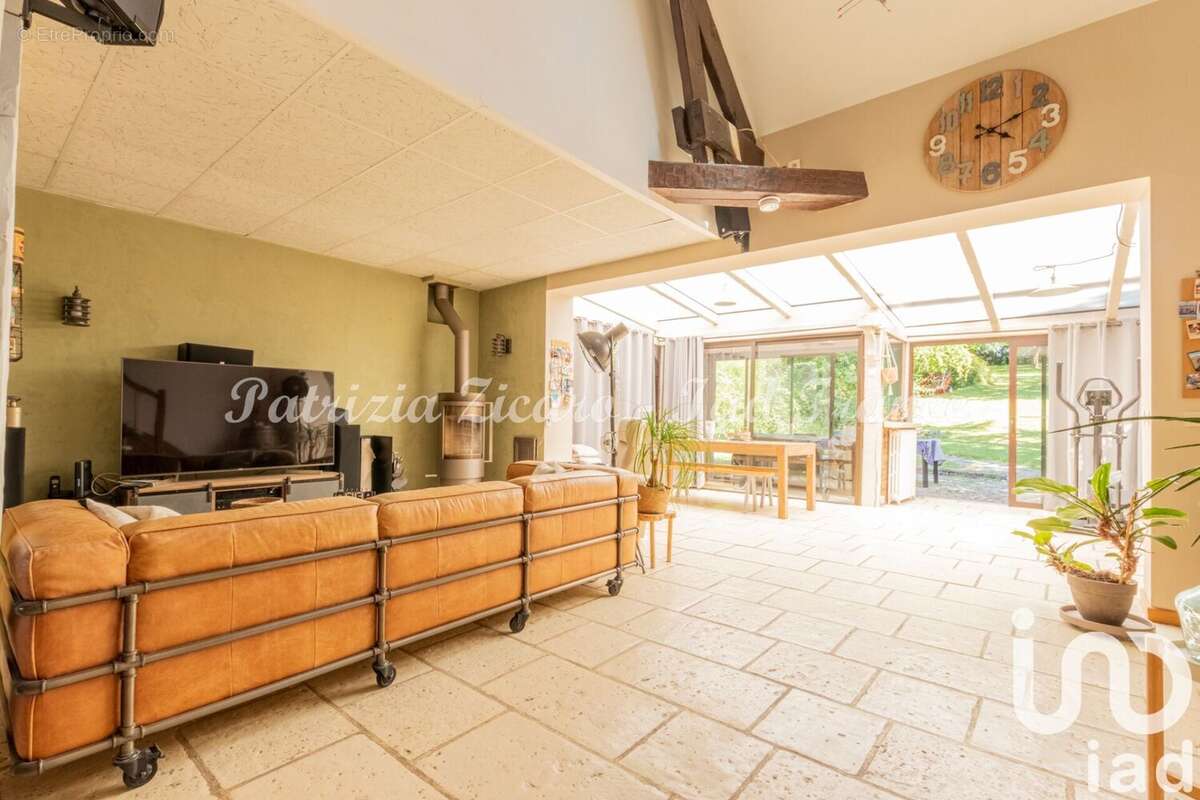 Photo 2 - Maison à SAULX-LES-CHARTREUX