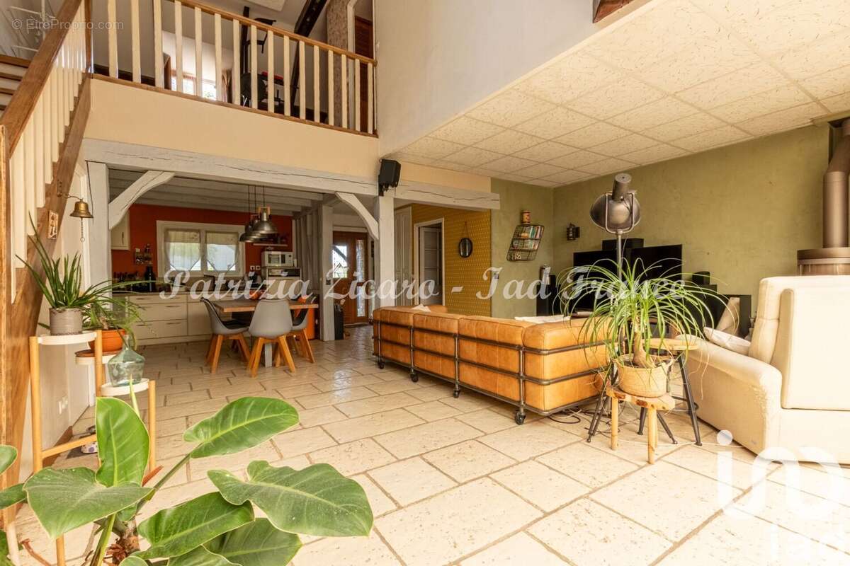 Photo 3 - Maison à SAULX-LES-CHARTREUX