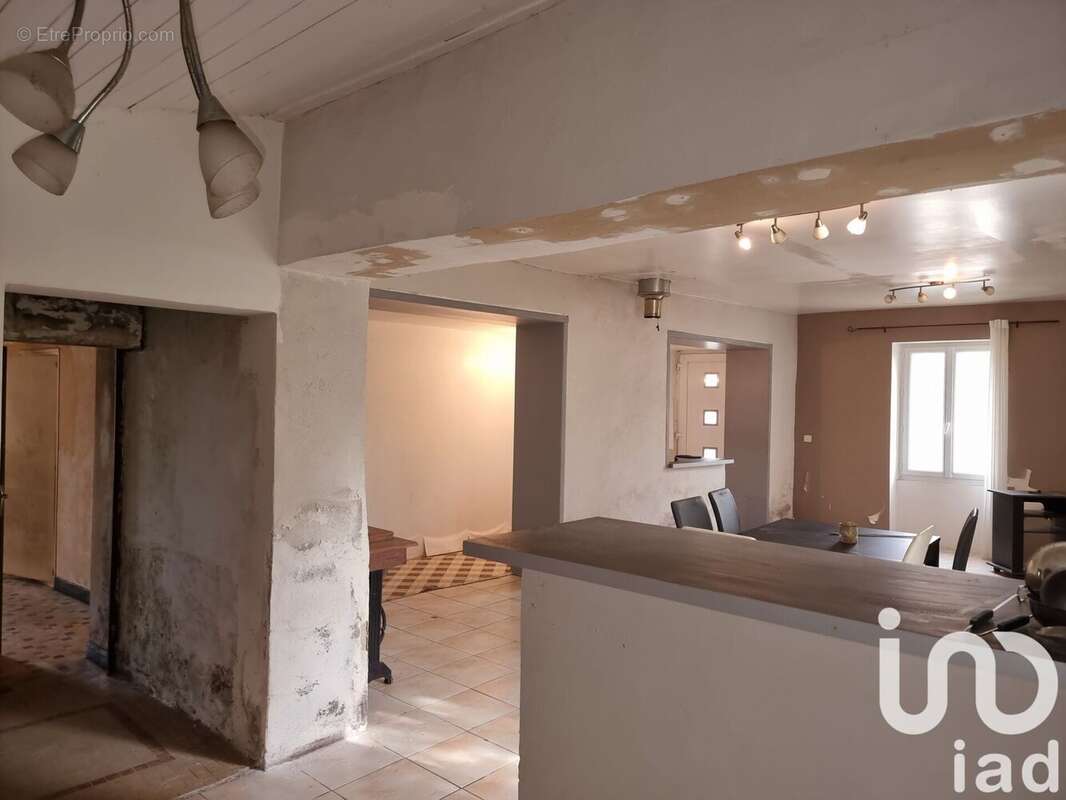 Photo 3 - Maison à LA ROUXIERE