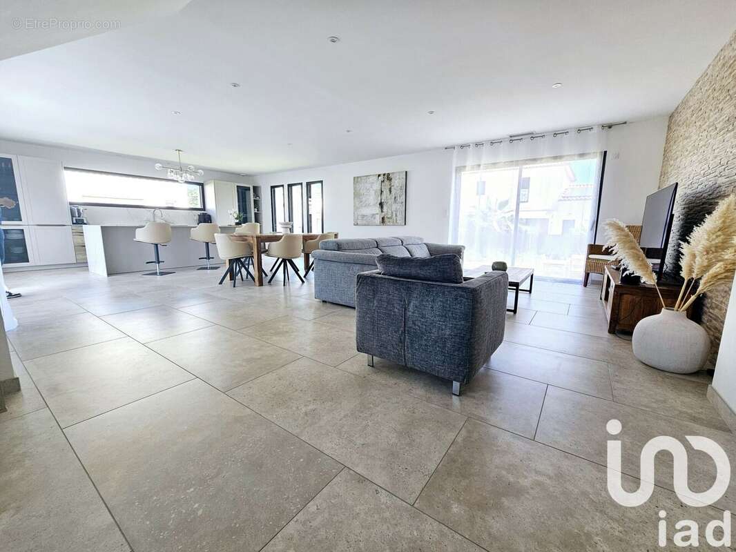 Photo 3 - Maison à VILLELONGUE-DE-LA-SALANQUE