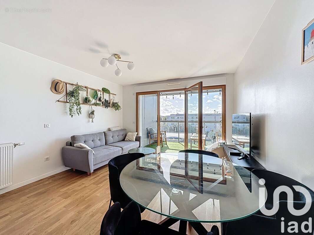 Photo 5 - Appartement à ASNIERES-SUR-SEINE