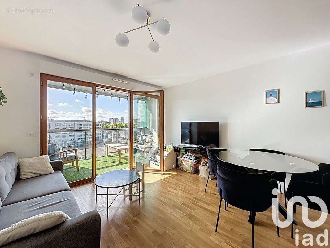 Photo 6 - Appartement à ASNIERES-SUR-SEINE