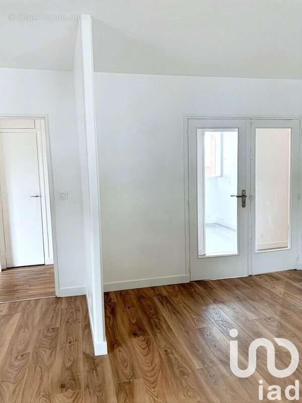 Photo 3 - Appartement à SAINT-DENIS