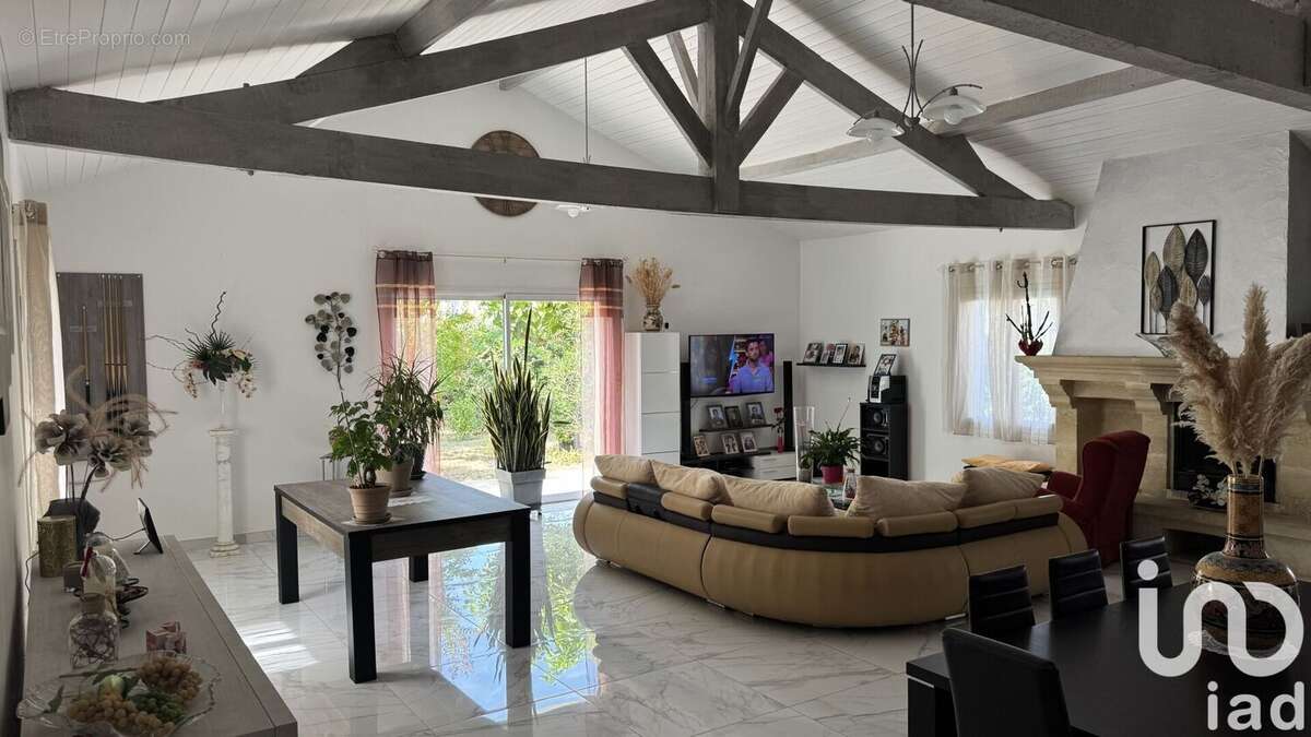 Photo 3 - Maison à BERSON