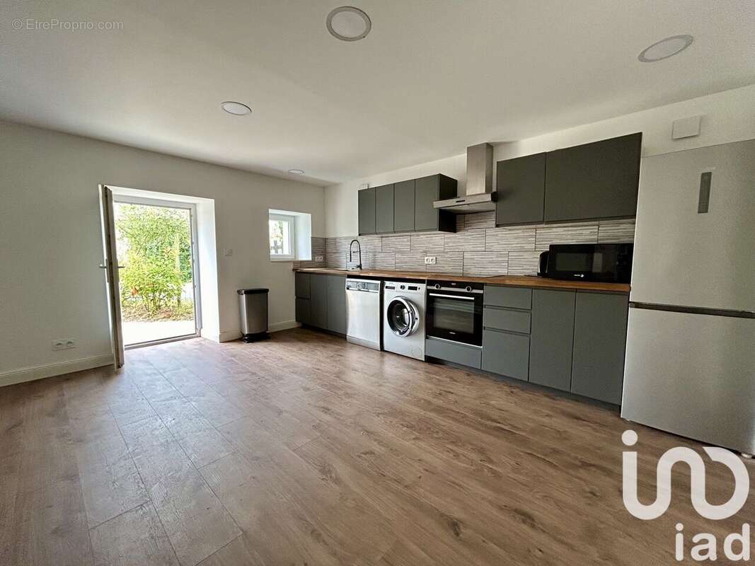 Photo 3 - Maison à ARGENTON-CHATEAU