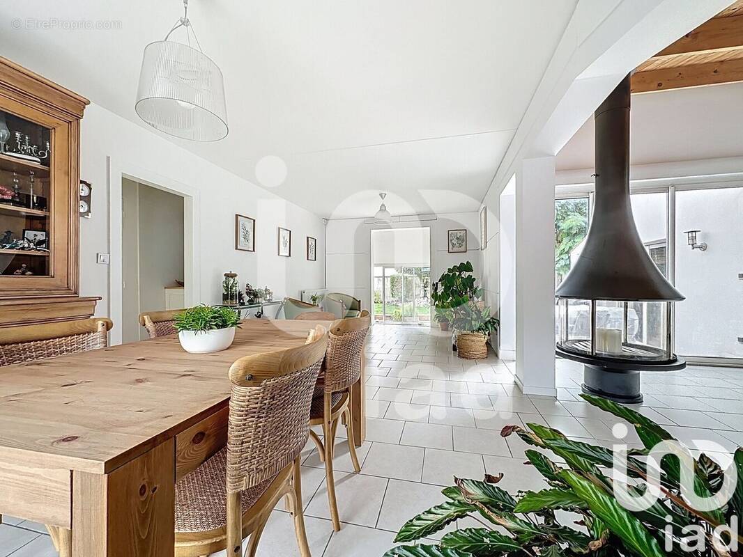 Photo 1 - Maison à LA ROCHELLE