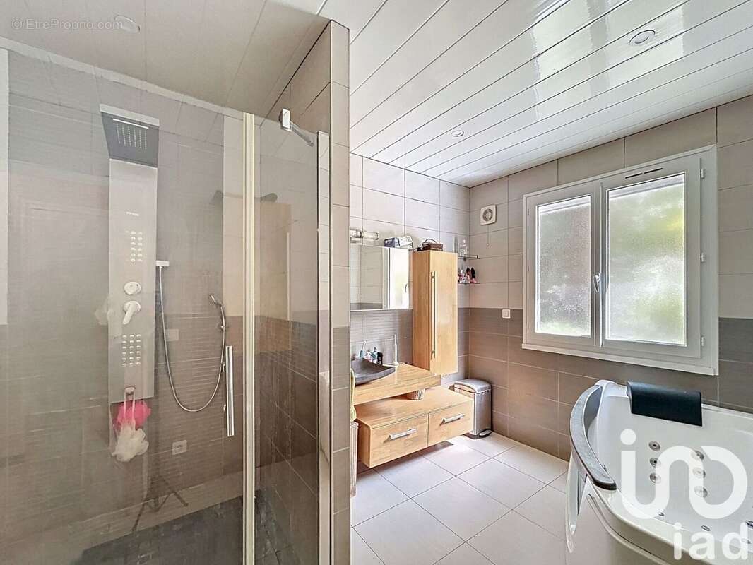 Photo 9 - Maison à CLAYE-SOUILLY