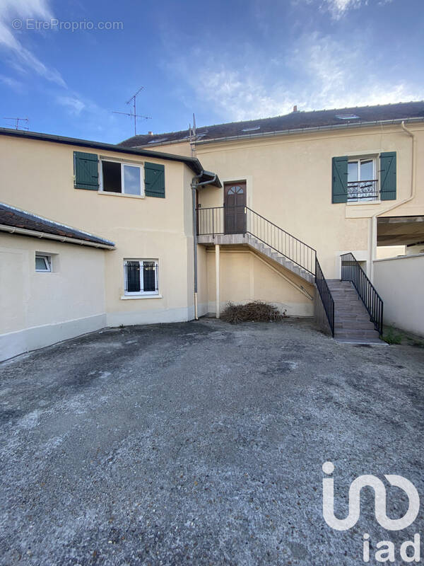 Photo 1 - Appartement à LA CHAPELLE-EN-SERVAL