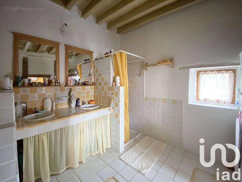 Photo 6 - Maison à MOUTIERS-EN-PUISAYE