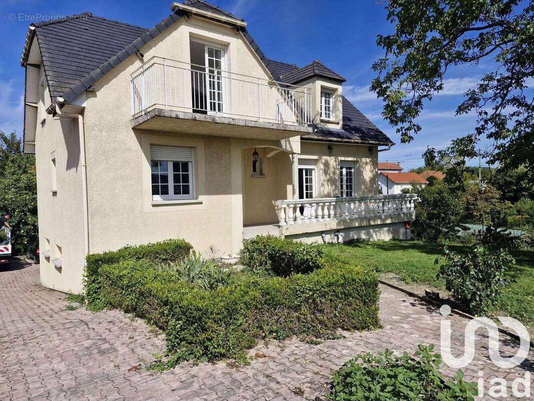 Photo 2 - Maison à ROMILLY-SUR-SEINE