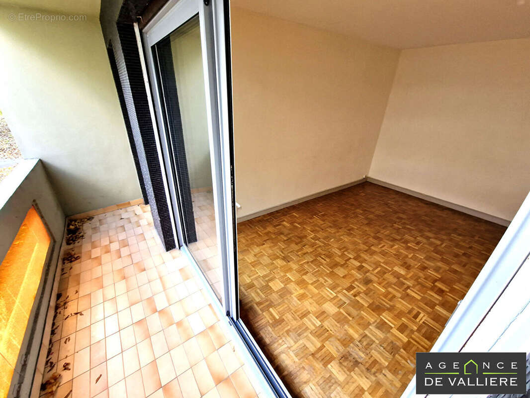 Appartement à NANTERRE