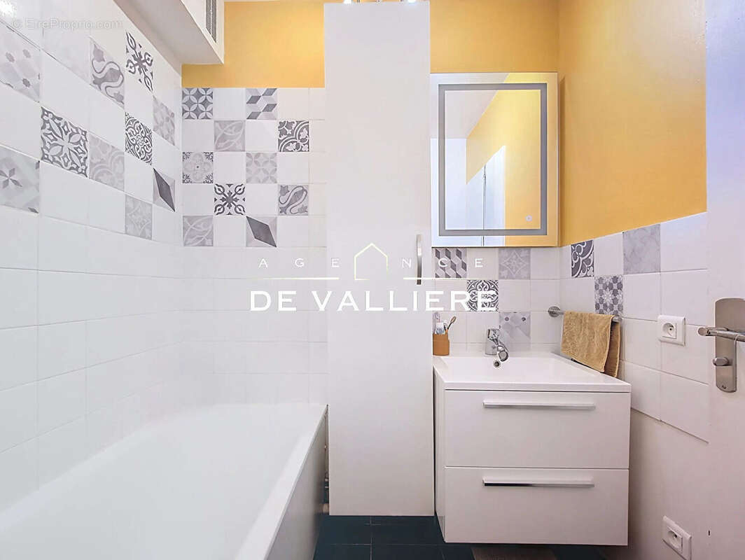 Appartement à RUEIL-MALMAISON