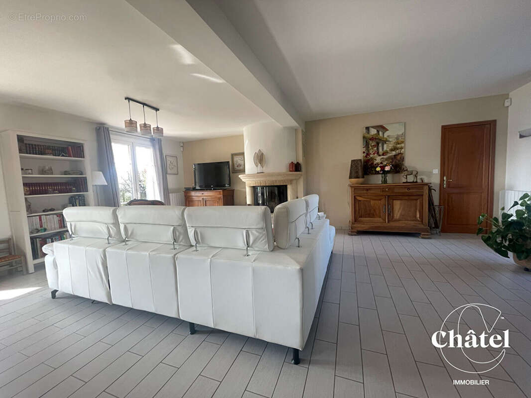 Maison à FRESNOY-LE-LUAT