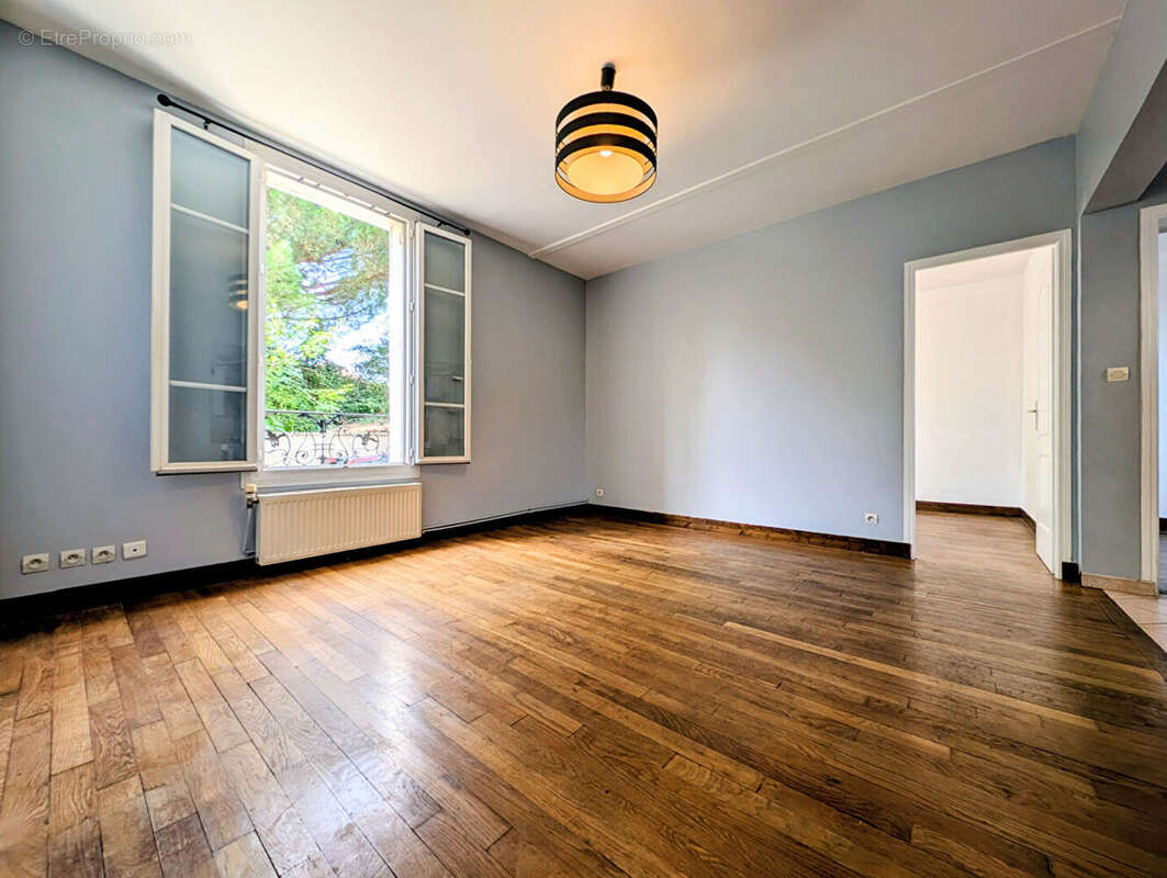 Appartement à MAISONS-LAFFITTE