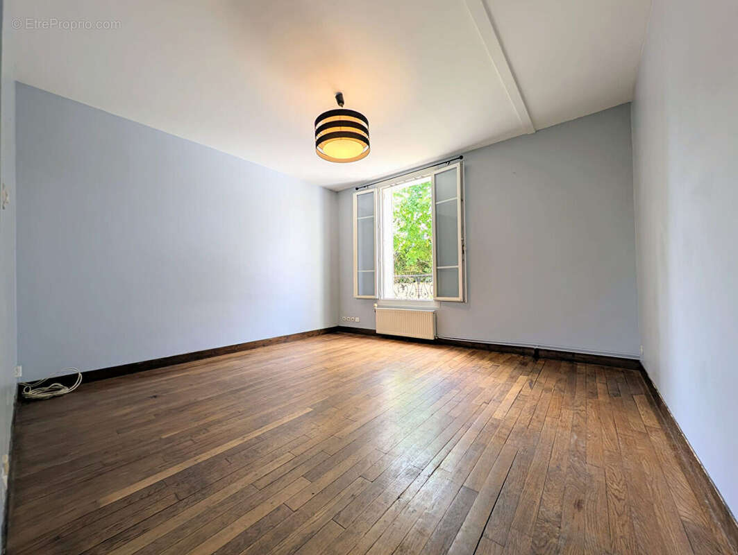 Appartement à MAISONS-LAFFITTE