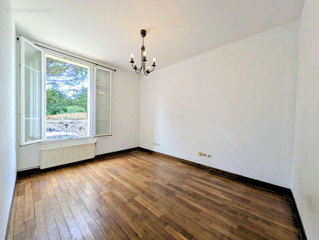 Appartement à MAISONS-LAFFITTE