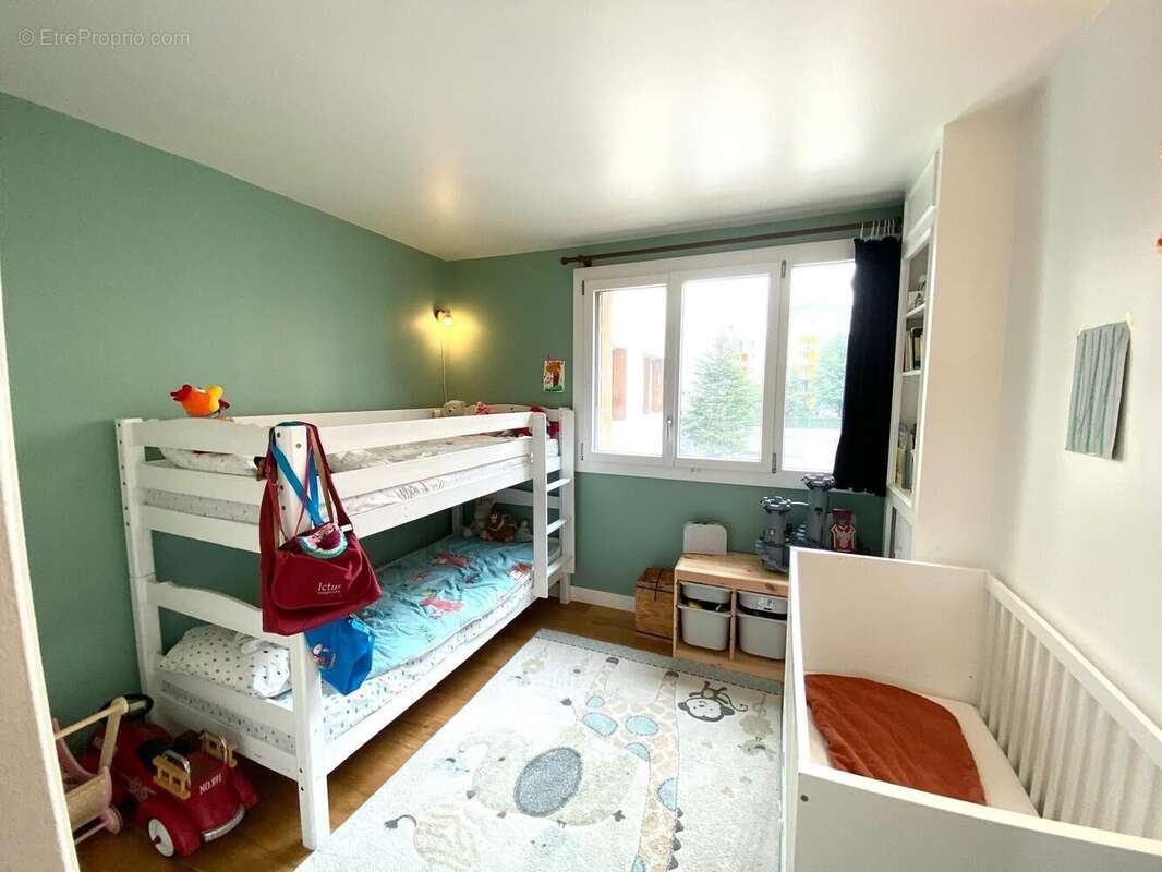 Appartement à CHATILLON