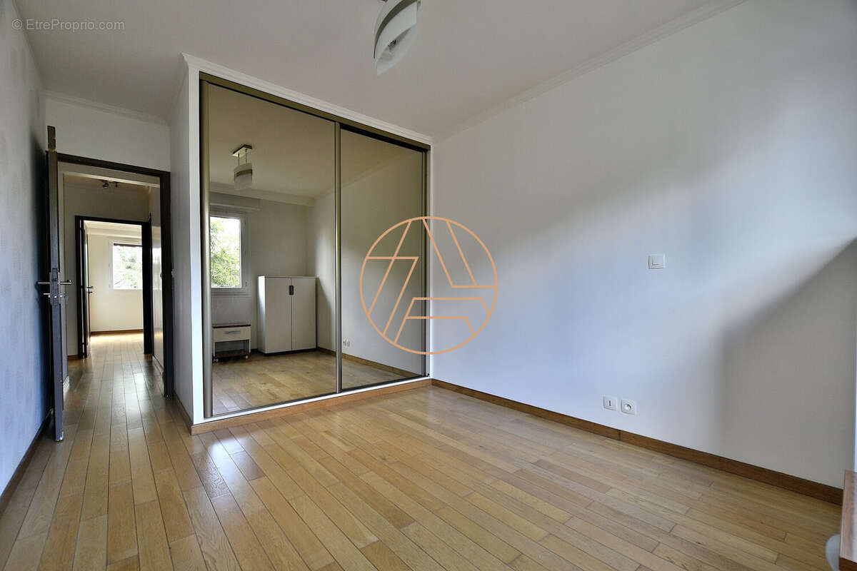 Appartement à SAINT-MAUR-DES-FOSSES