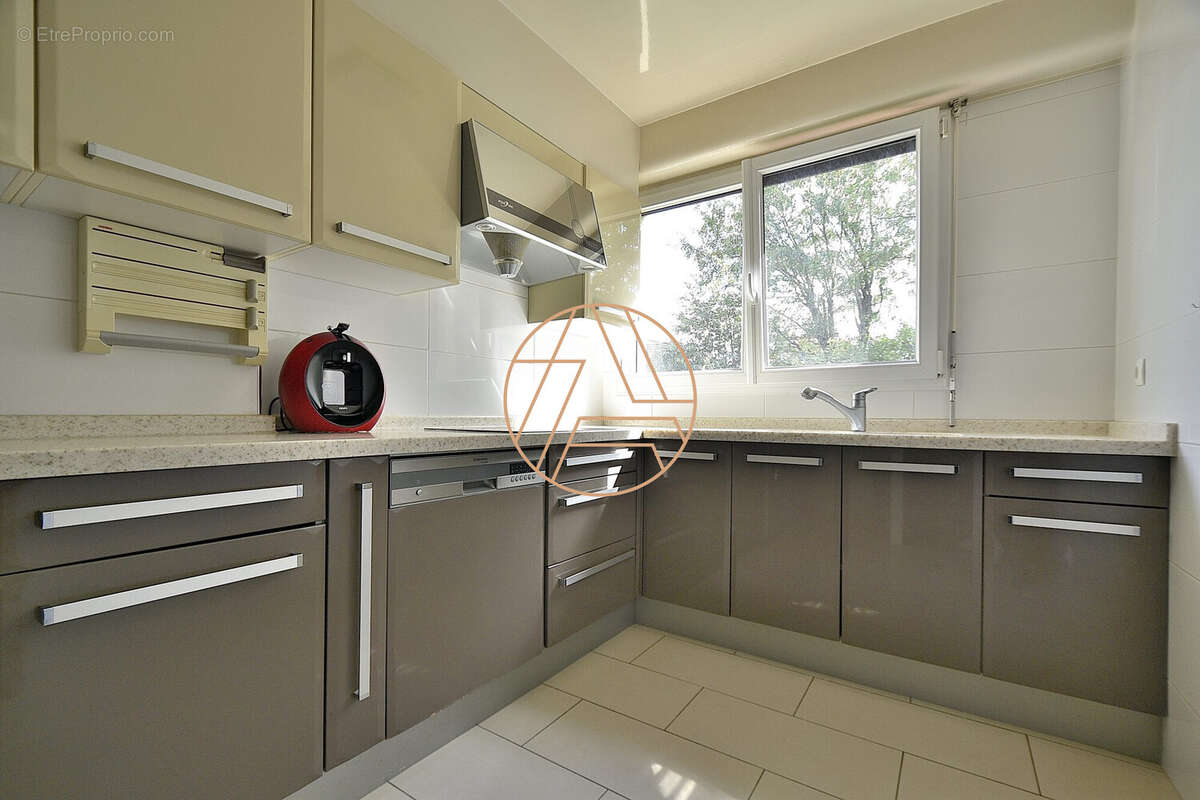 Appartement à SAINT-MAUR-DES-FOSSES