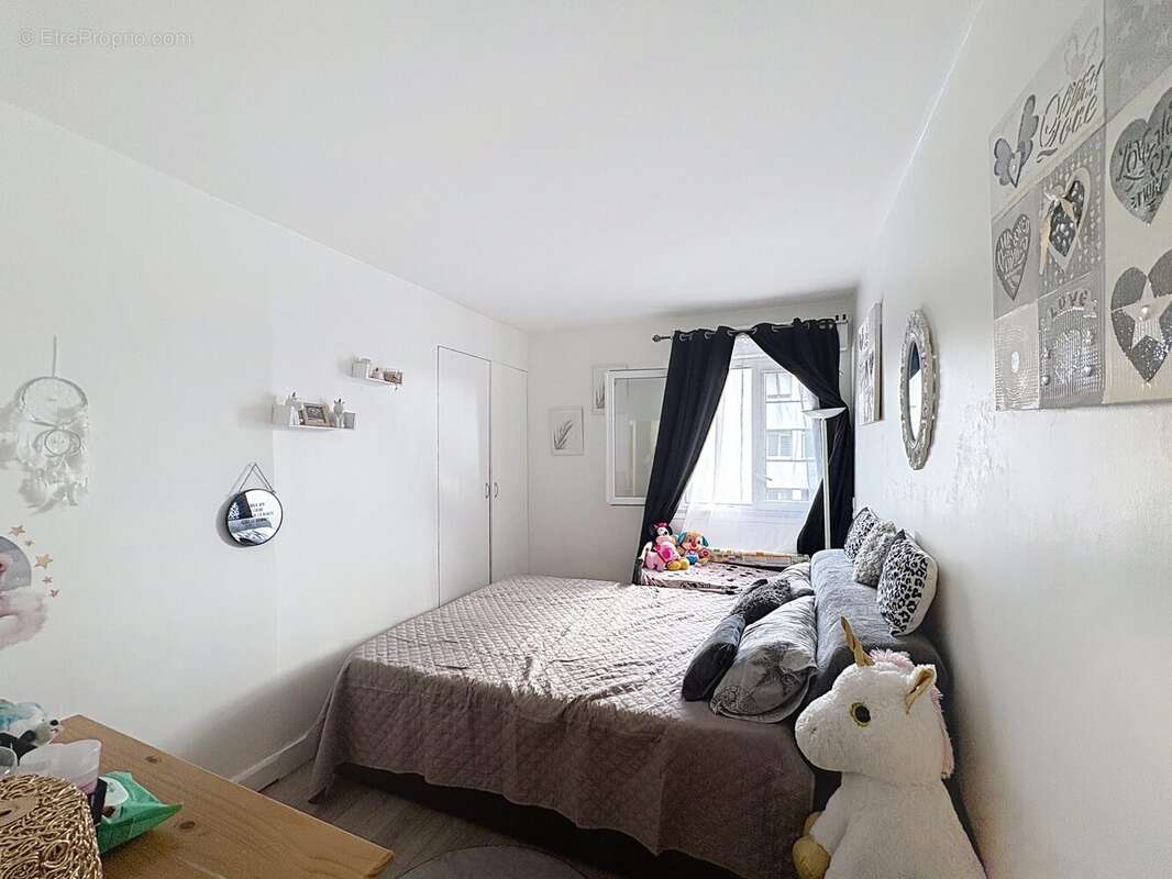 Appartement à L'HAY-LES-ROSES