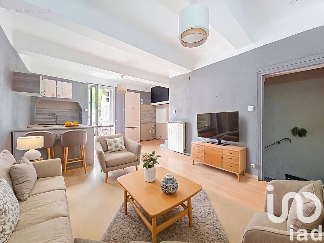 Photo 1 - Maison à BERNIS