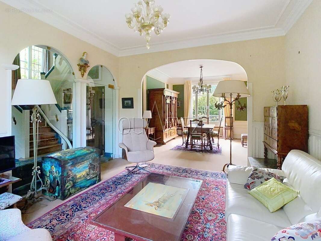 Maison à LE CHESNAY