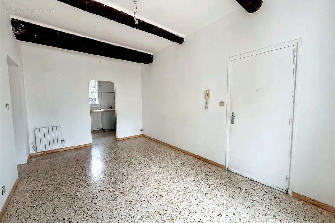 Appartement à SORGUES