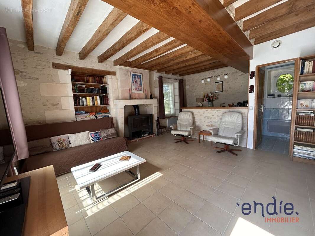 Maison à CHEMILLE-SUR-INDROIS