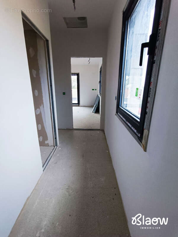 Maison à SAINT-LAURENT-DE-MURE