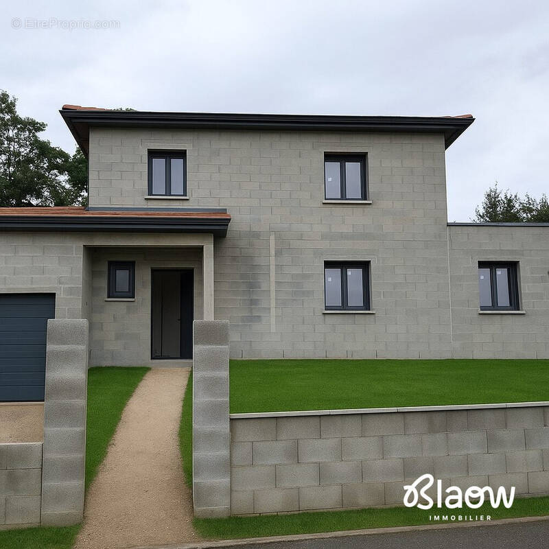 Maison à SAINT-LAURENT-DE-MURE