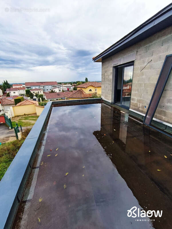 Maison à SAINT-LAURENT-DE-MURE