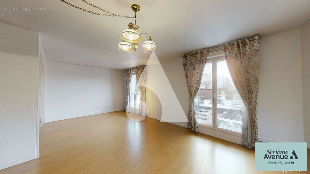 Appartement à LA GARENNE-COLOMBES