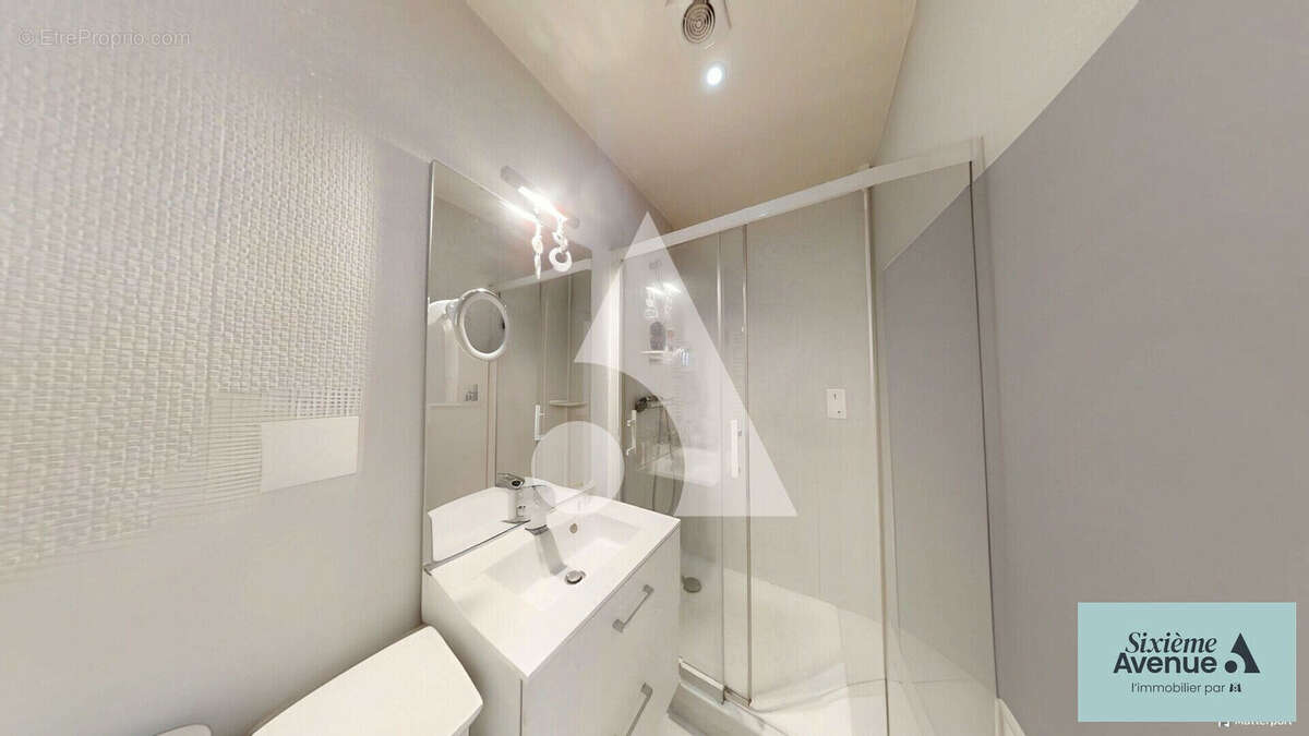 Appartement à LA GARENNE-COLOMBES