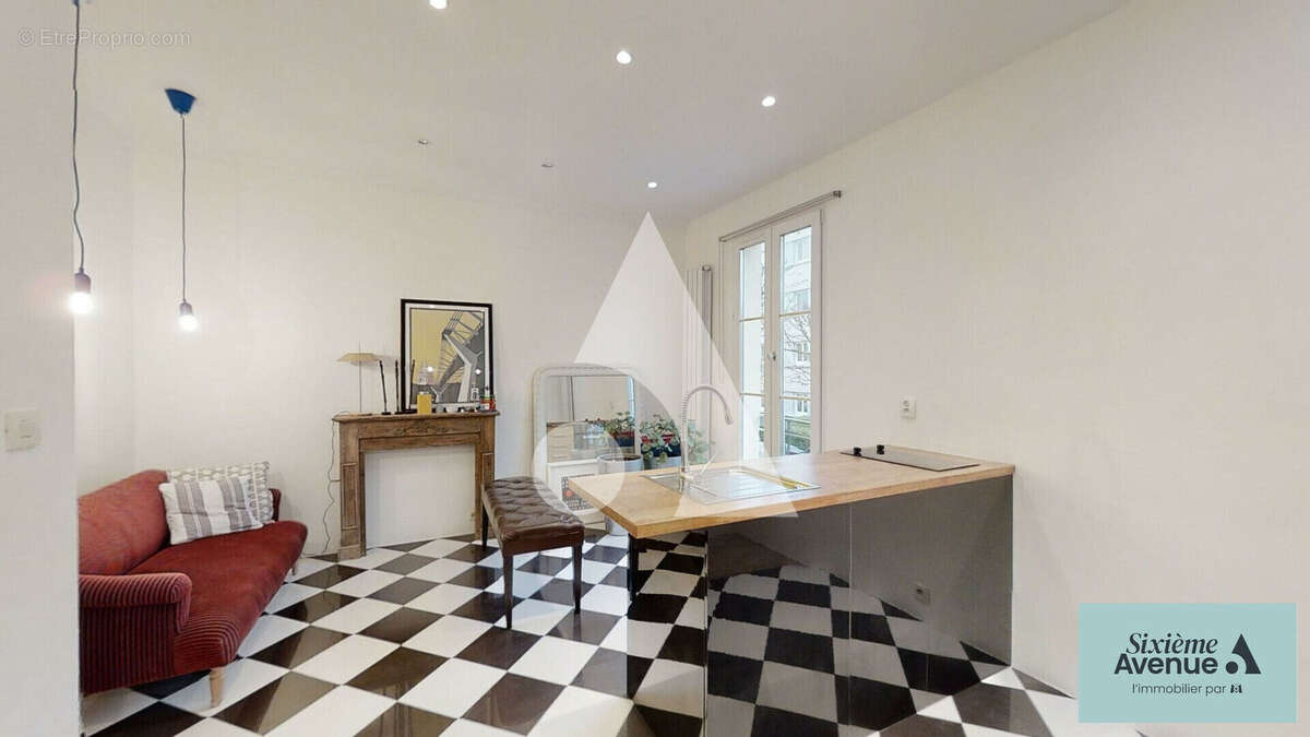 Appartement à LA GARENNE-COLOMBES