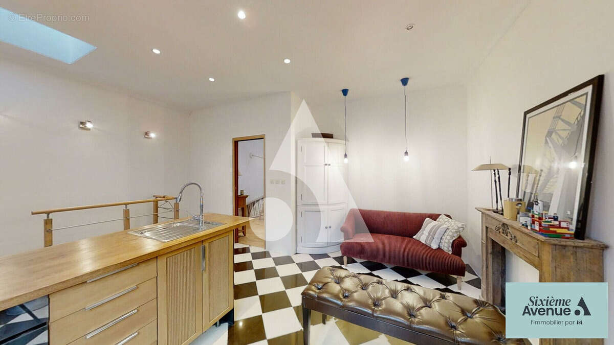 Appartement à LA GARENNE-COLOMBES