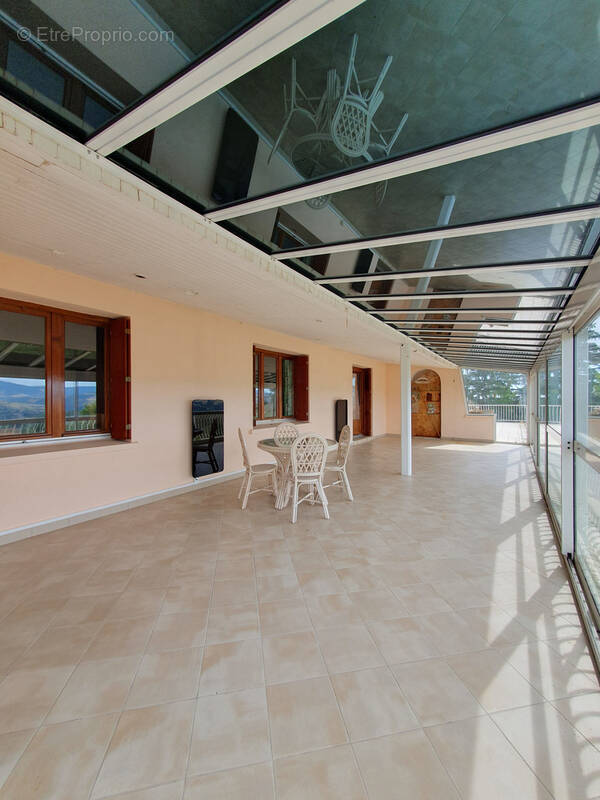 Maison à SAINT-MARTIN-LA-PLAINE