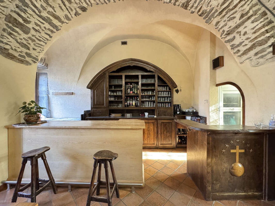 Maison à SAINTE-CROIX-EN-JAREZ