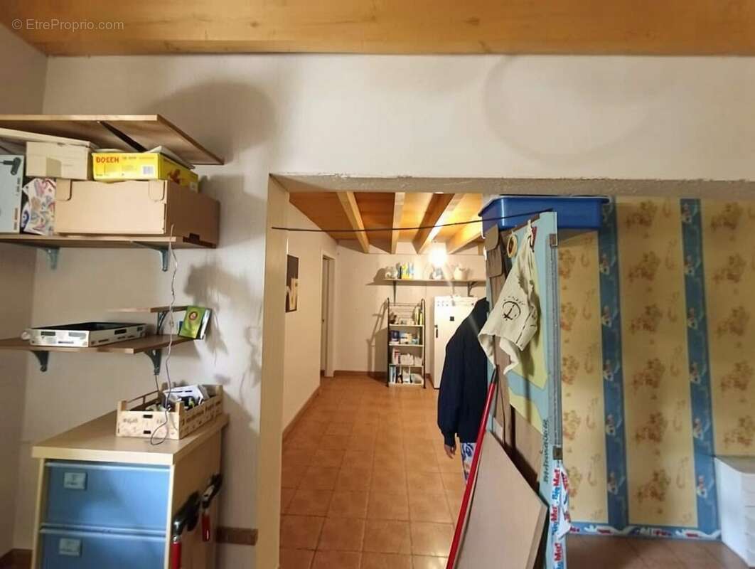 Maison à BESSE-ET-SAINT-ANASTAISE