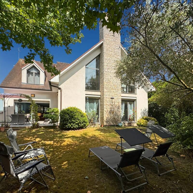 Maison à VILLEMOMBLE