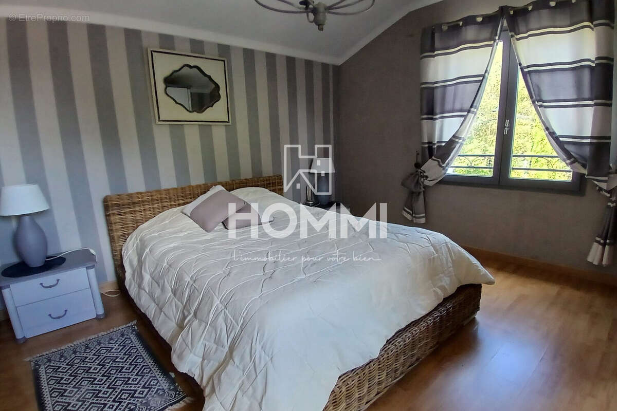 Maison à LE CELLIER