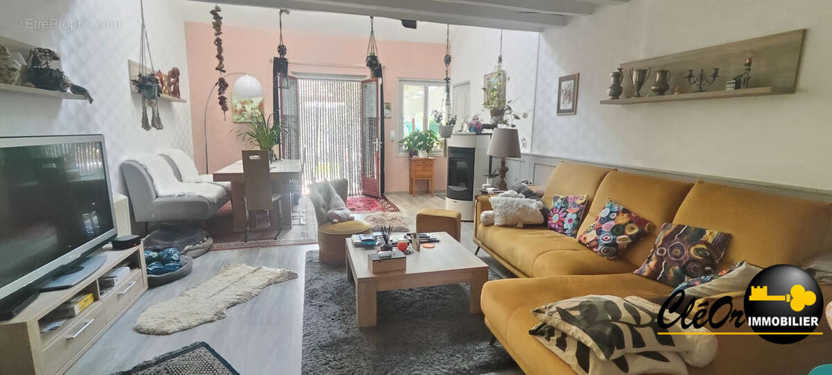 Maison à PIERRE-DE-BRESSE